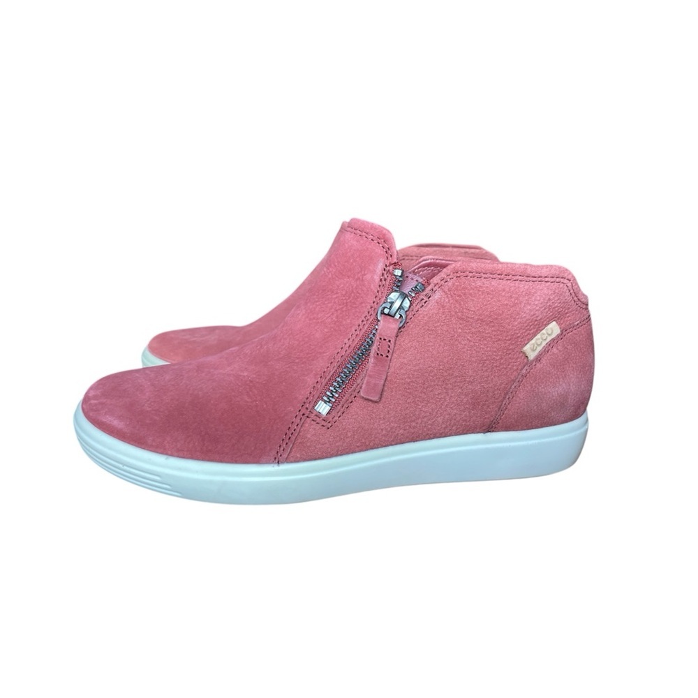 ECCO Suede Zip Ankle Boot Sneakers Womens EU 37 US 6  Red